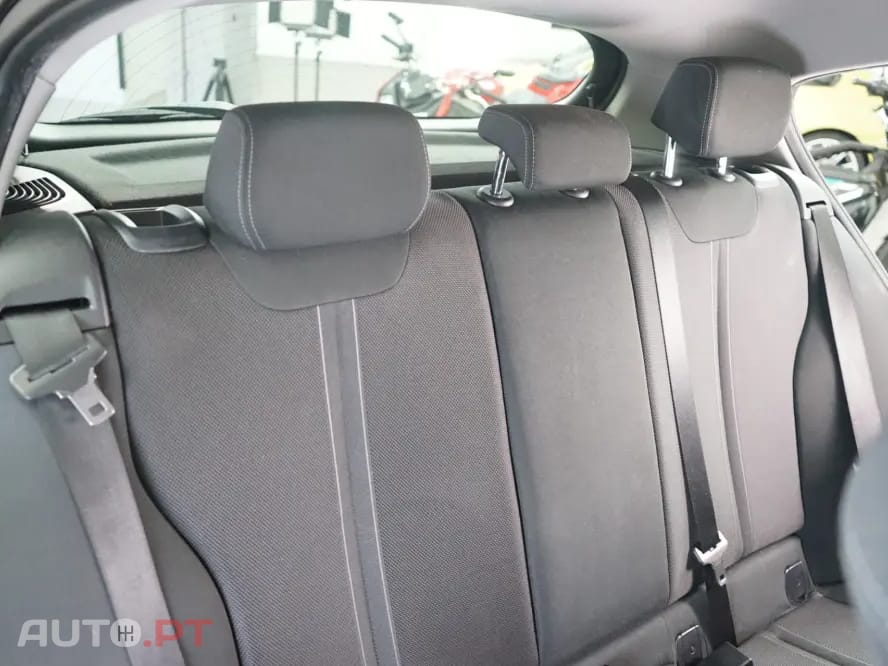 BMW 116 d Line Luxury Auto