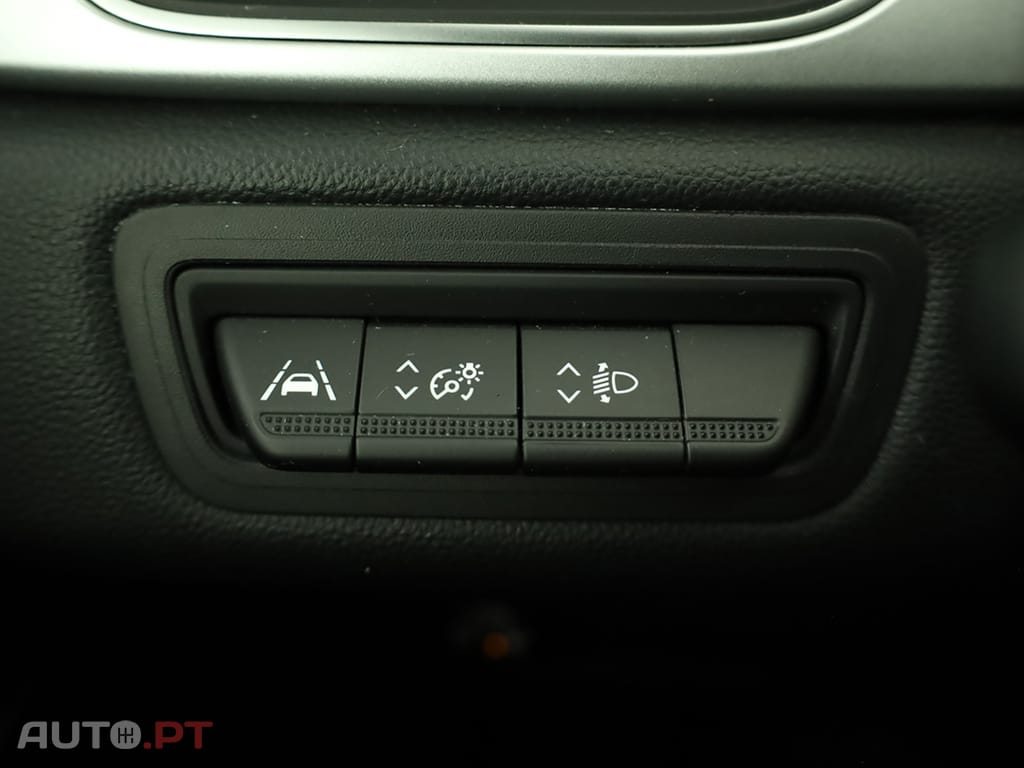 Renault Captur 1.0 TCe Techno Bi-Fuel