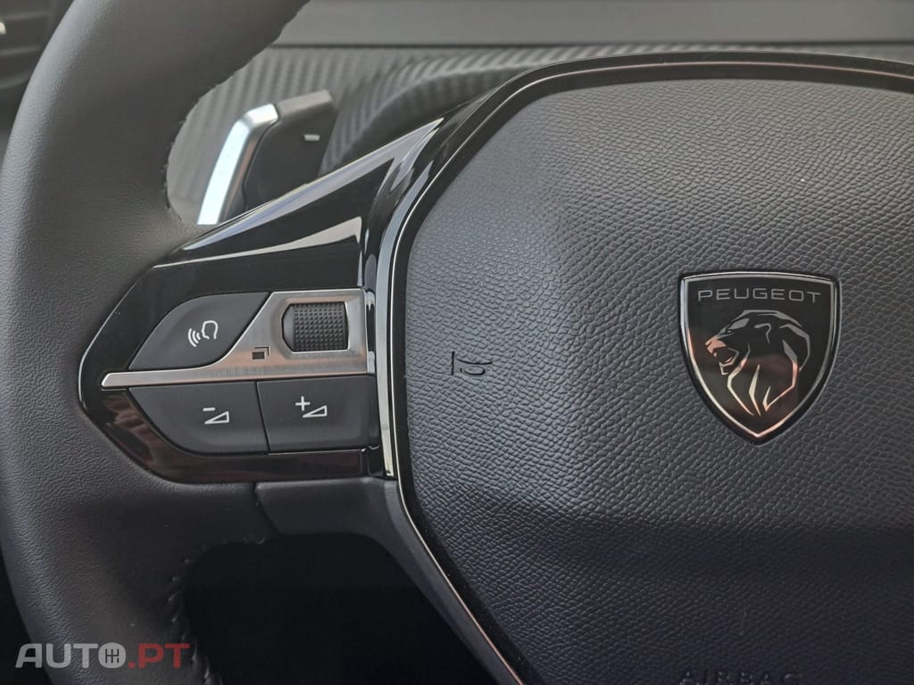 Peugeot 208 1.2 Hybrid Allure e-DCS6