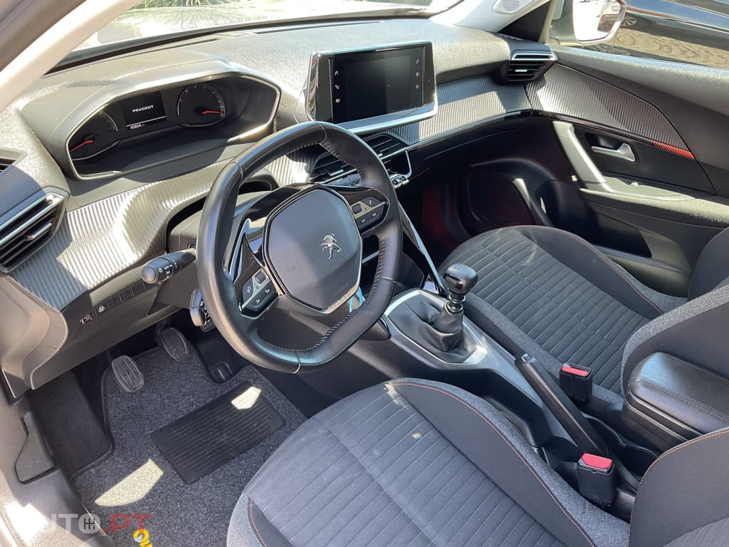 Peugeot 2008 1.2 PureTech Active