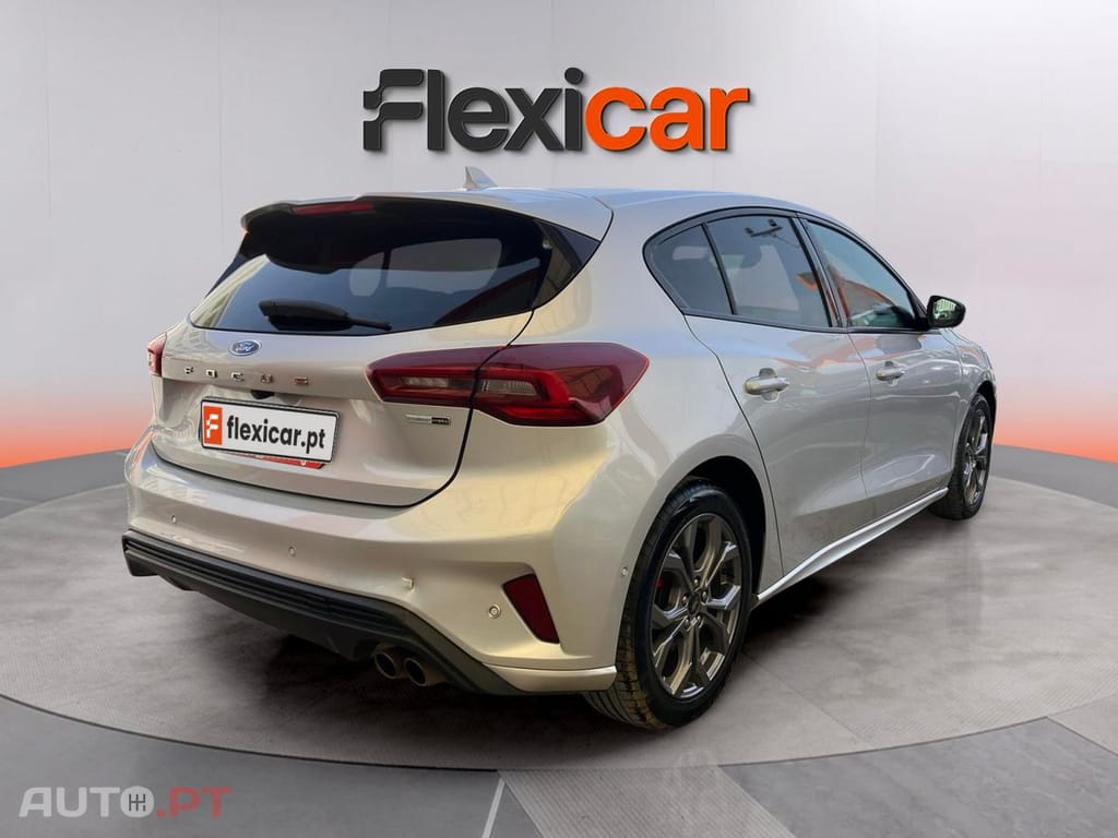 Ford Focus 1.0 EcoBoost MHEV ST-Line