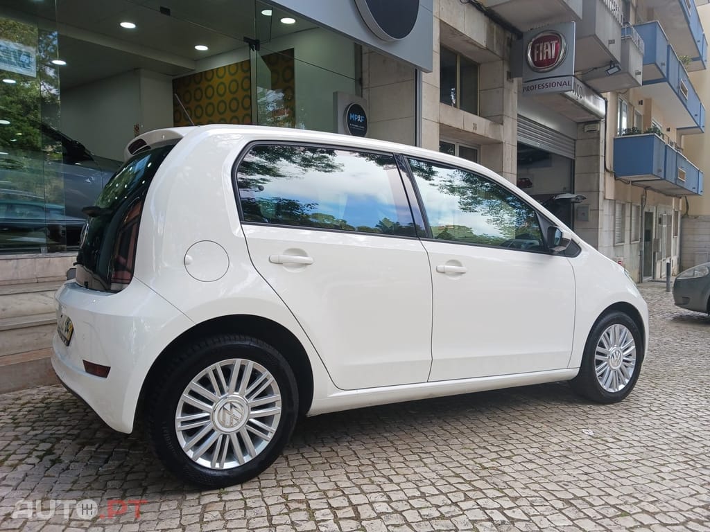 Volkswagen Up! 1.0 BMT Move Auto