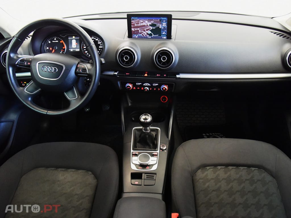 Audi A3 Sportback 1.6 TDi S-line