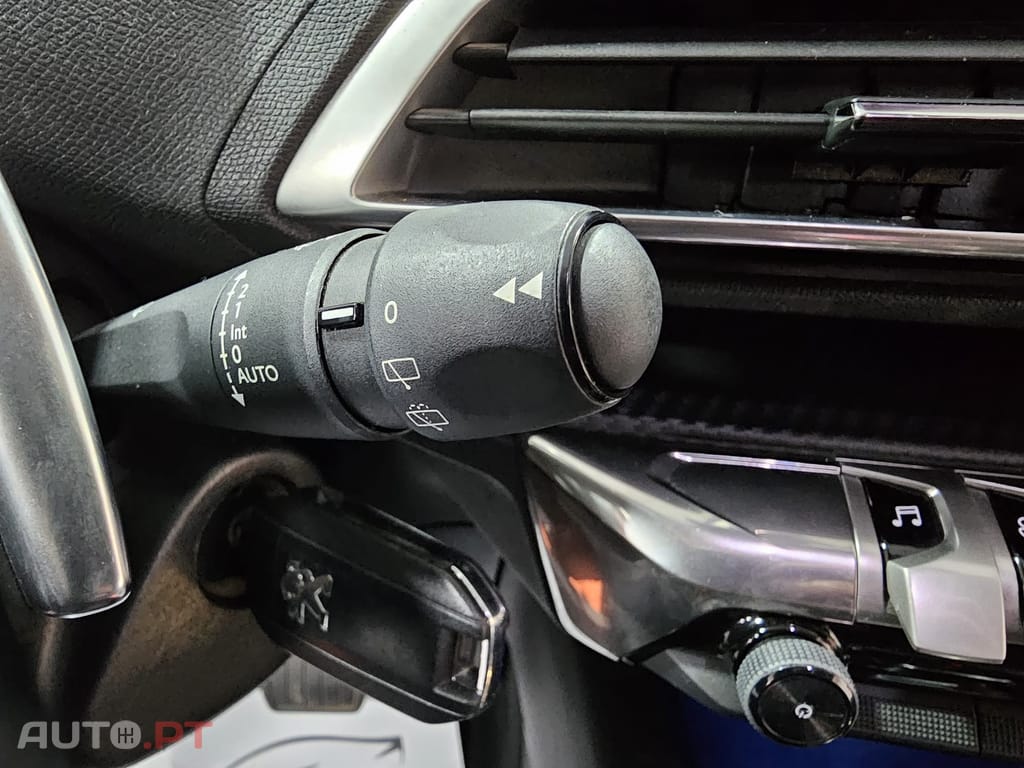 Peugeot 5008 1.6 BlueHDi Allure EAT6