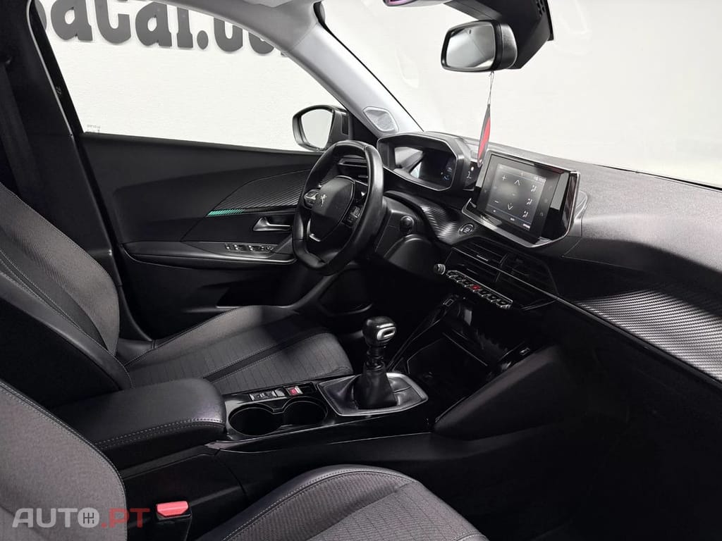 Peugeot 2008 PureTech 100 Allure