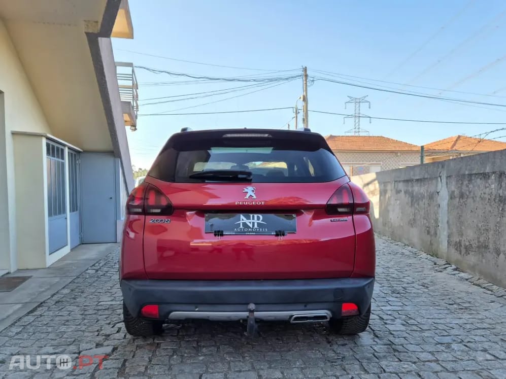 Peugeot 2008 1.6 BlueHDi GT Line