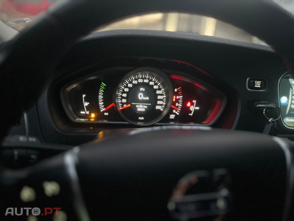 Volvo V40 2.0 D2 Momentum