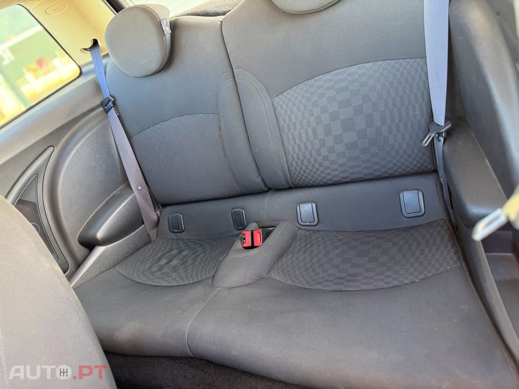 MINI Cooper Cooper S