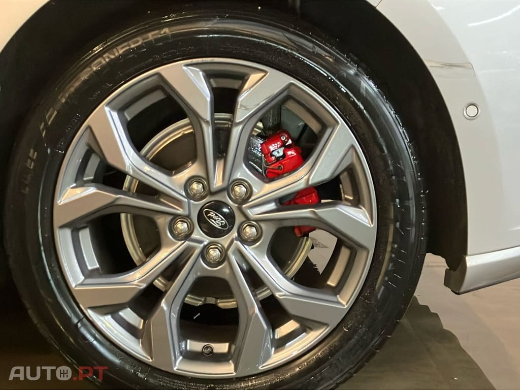 Ford Focus 1.0 EcoBoost MHEV ST-Line