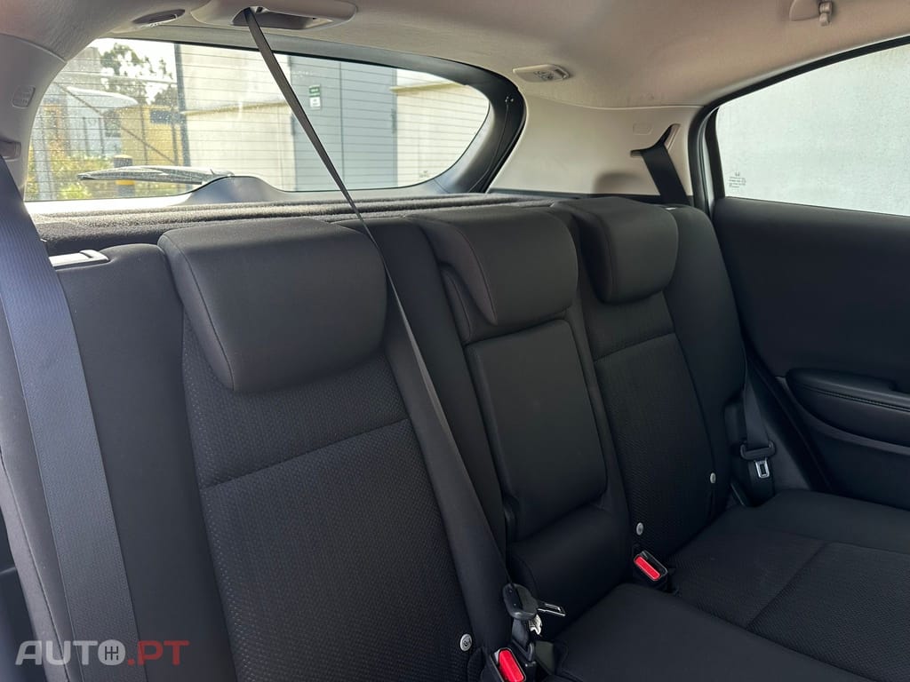 Honda HR-V 1.6 i-DTEC Elegance Navi