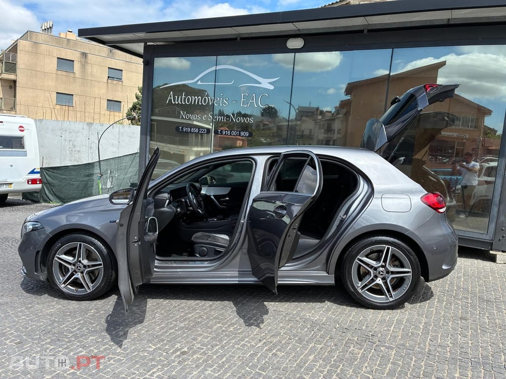Mercedes-Benz A 250 e AMG Line