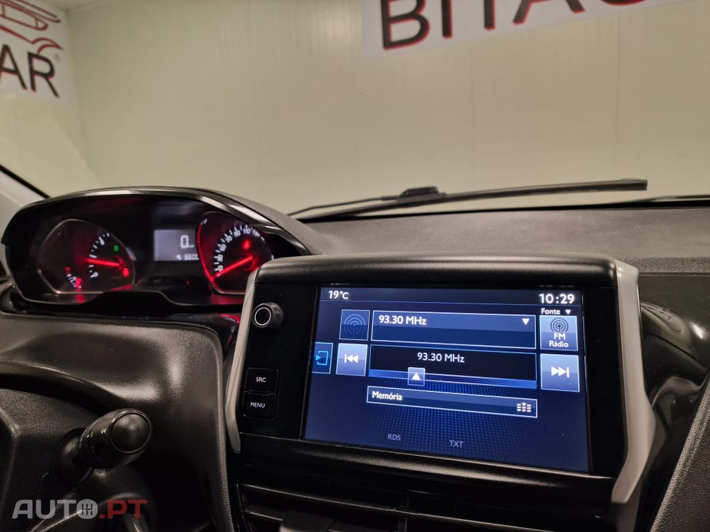 Peugeot 208 1.4 HDi Active