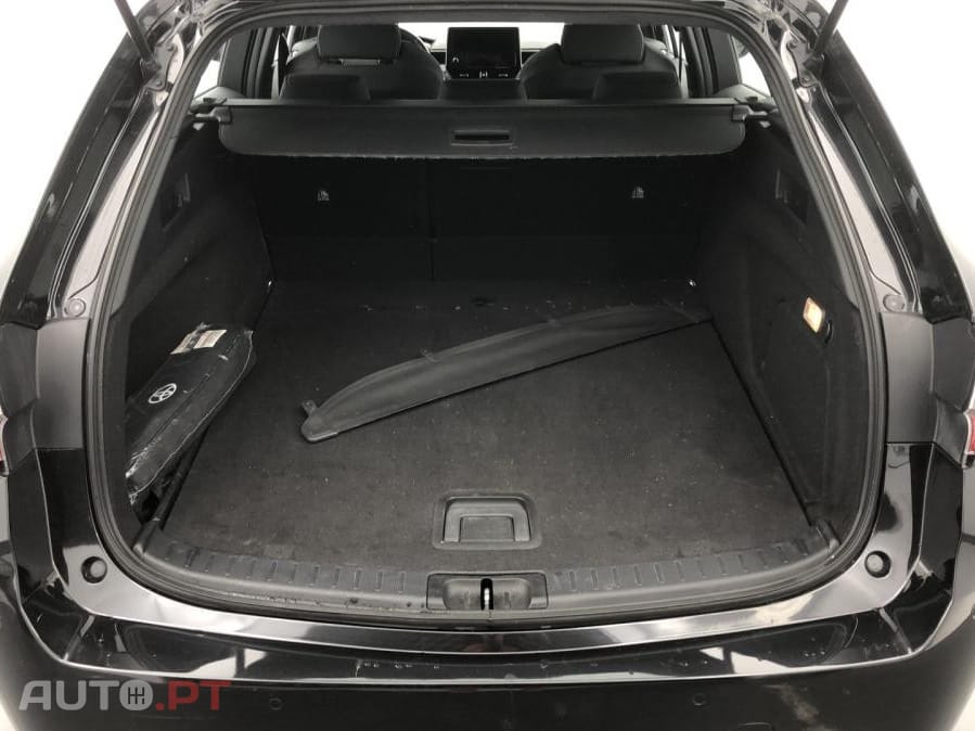 Toyota Corolla Touring Sports 2.0 Hybrid Dynamic Business