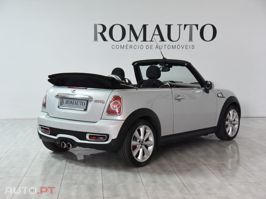 MINI Cooper S Auto