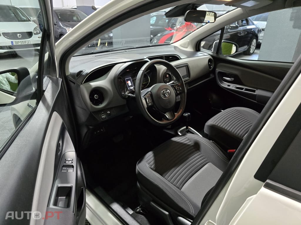 Toyota Yaris 1.5 HSD Comfort