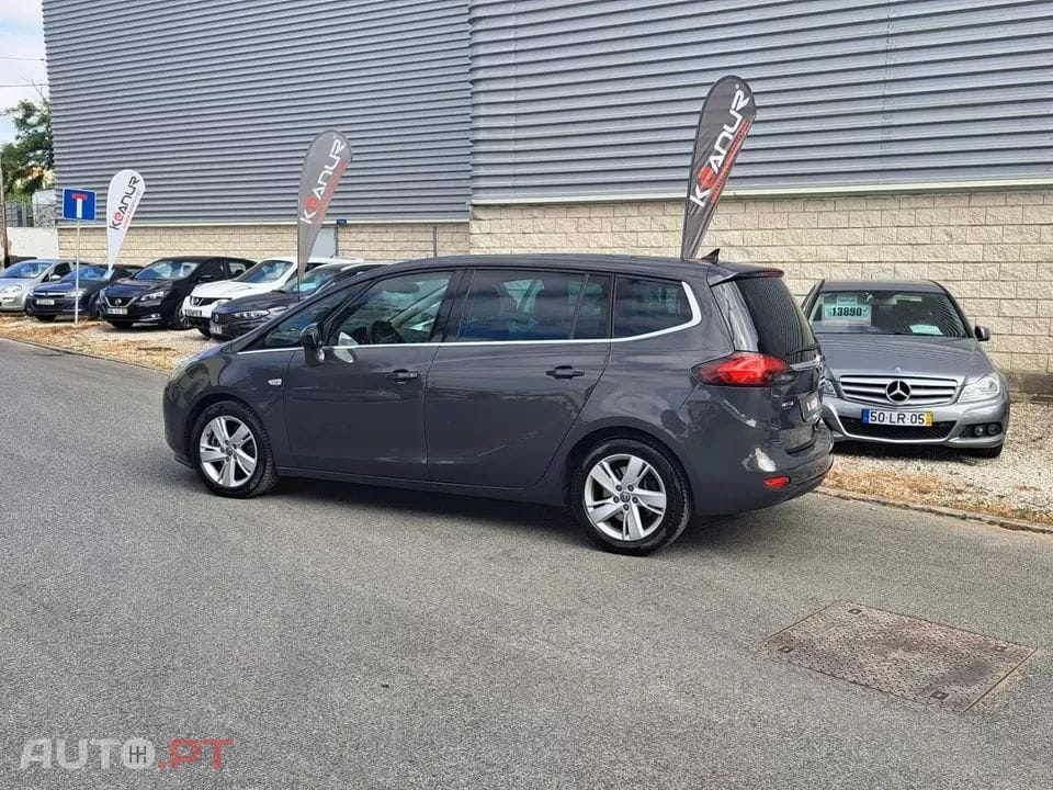 Opel Zafira 1.6 CDTi Cosmo