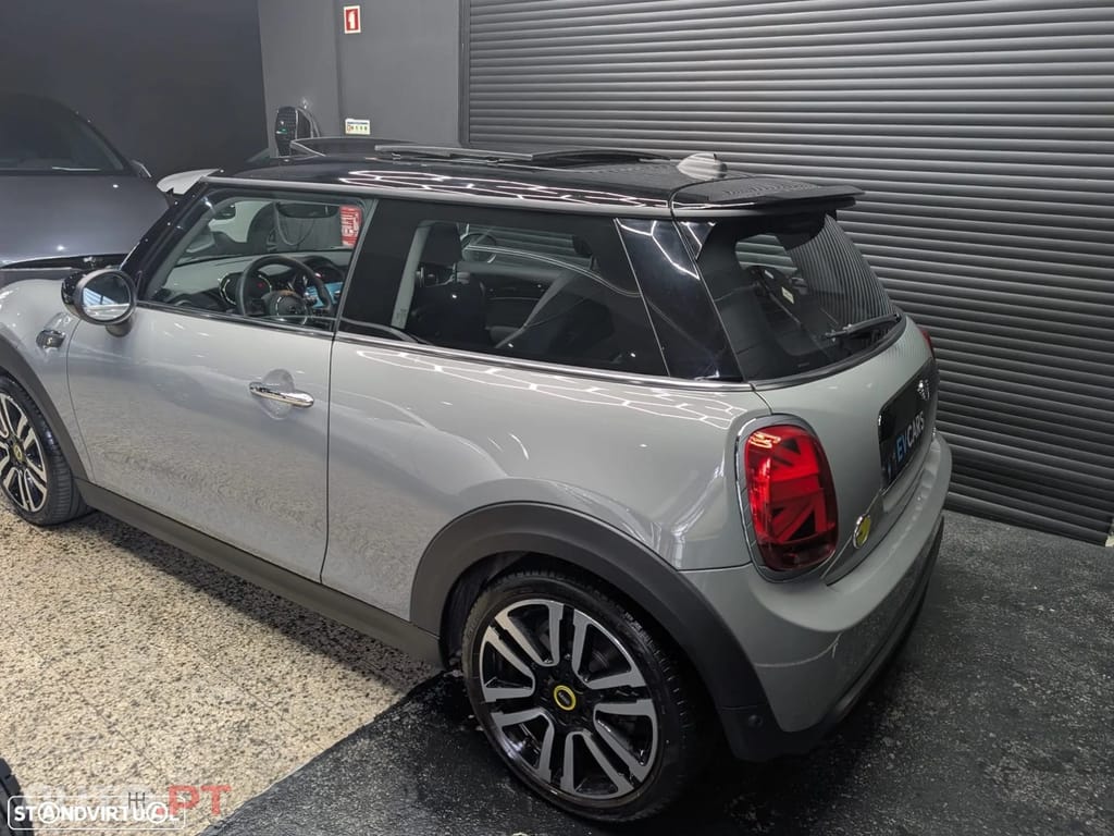 MINI Cooper Cooper SE Premium Extra Essential
