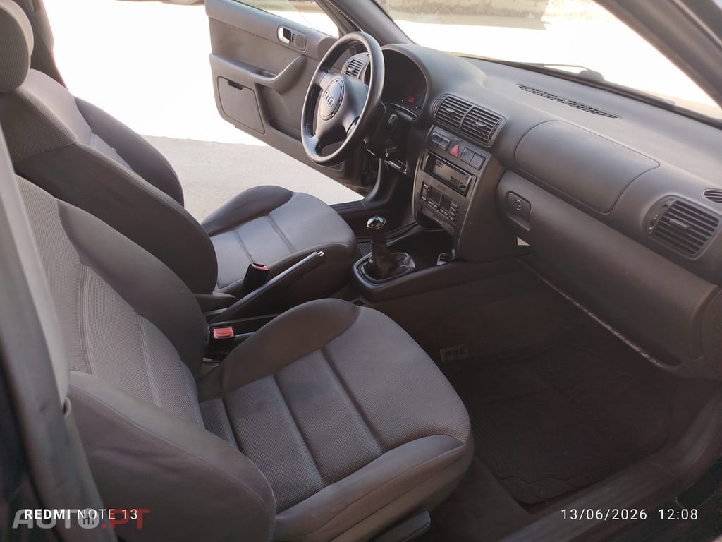 Audi A3 1,9 TDI 110 Cv's Sport Nacional