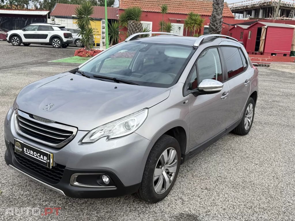 Peugeot 2008 1.2 PureTech Style
