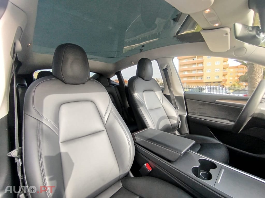 Tesla Model Y Long Range Tração Integral