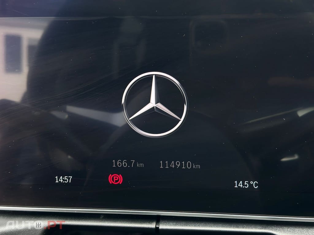 Mercedes-Benz C 300 e AMG Line
