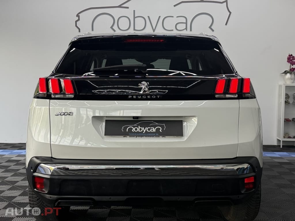 Peugeot 3008 1.2 PureTech Allure Grip Control EAT6