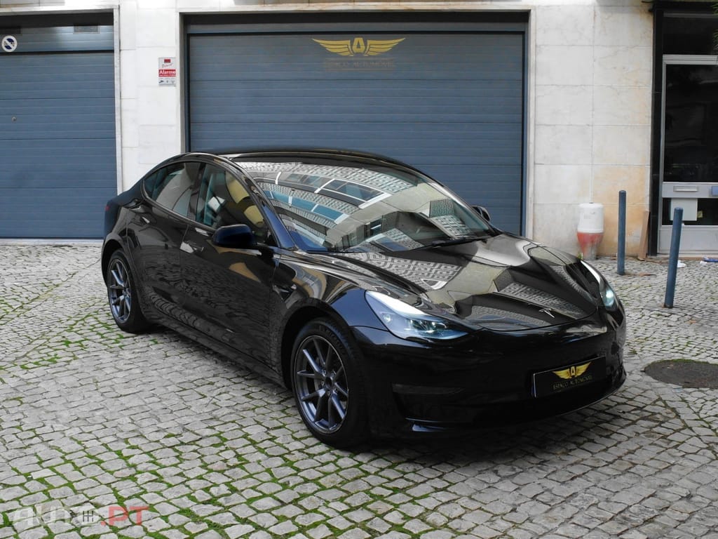Tesla Model 3 Long Range Tração Traseira