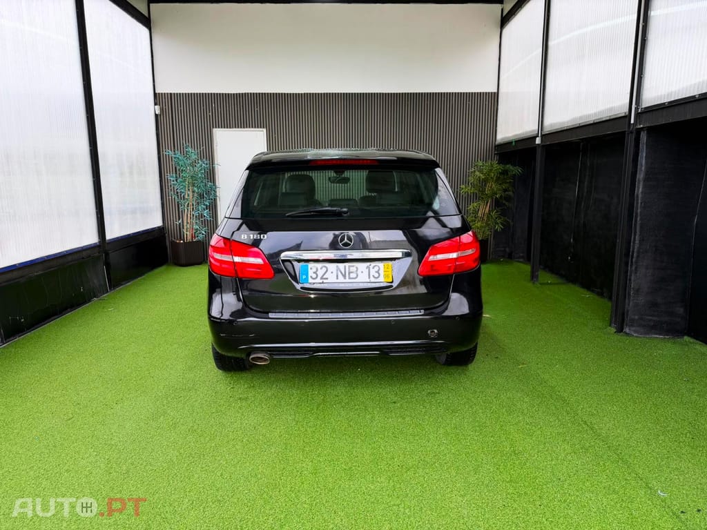 Mercedes-Benz B 180 Bluefficiency