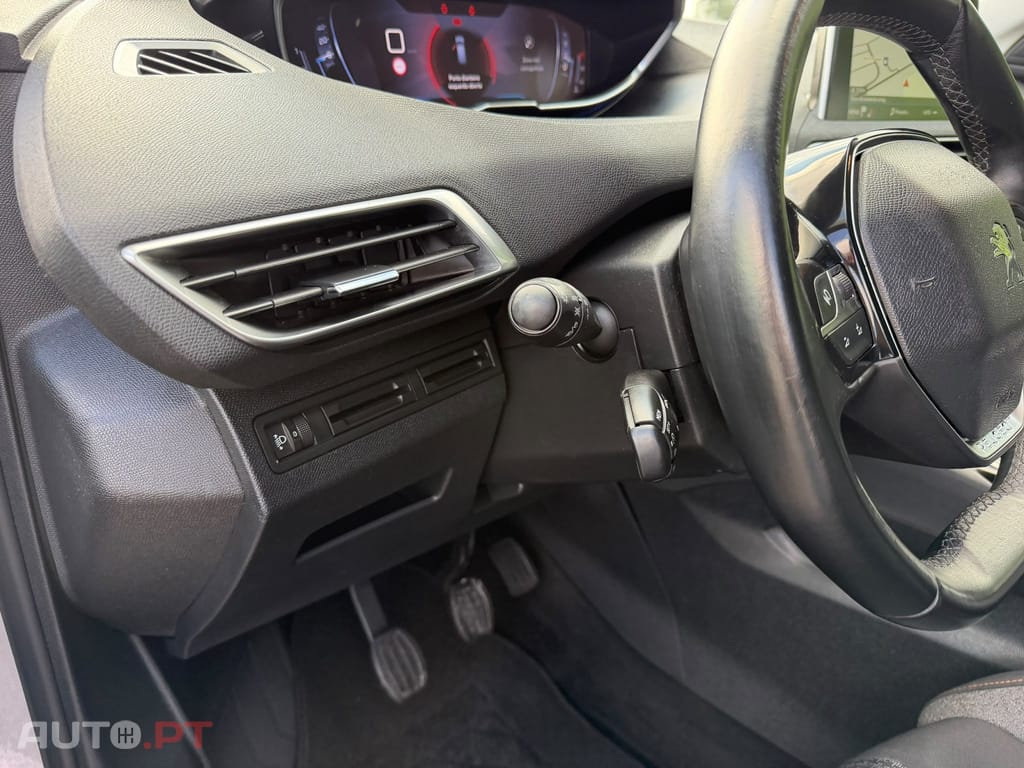 Peugeot 3008 1.5 BlueHDi Active