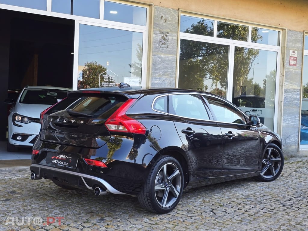 Volvo V40 D2 R Design