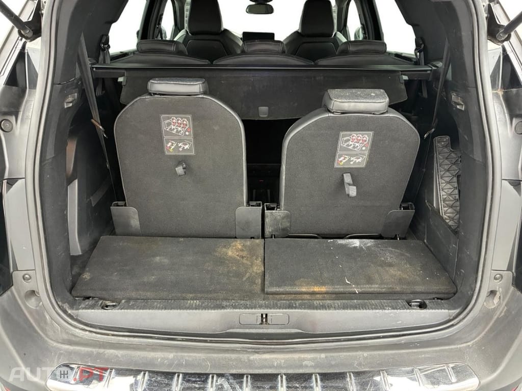 Peugeot 5008 1.2 PureTech Allure EAT8