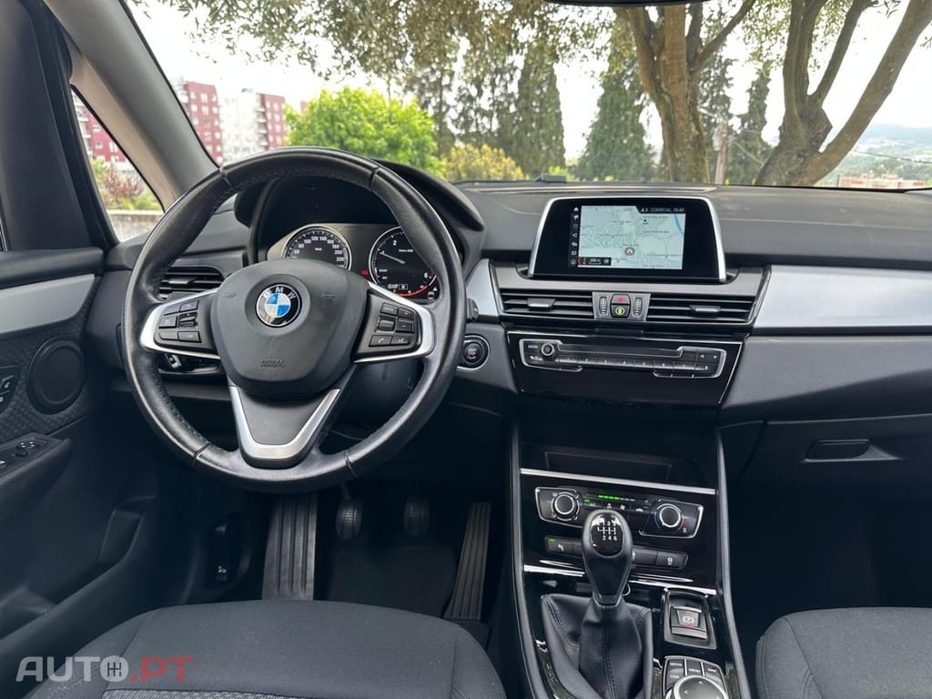 BMW 216 d Advantage