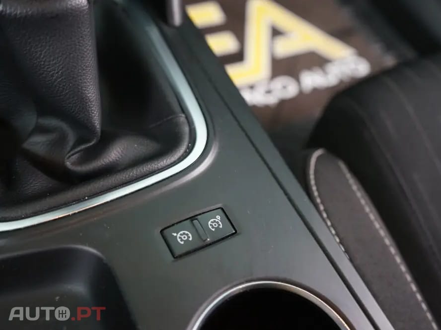 Renault Mégane Sport Tourer 1.5 Blue dCi Intens EDC
