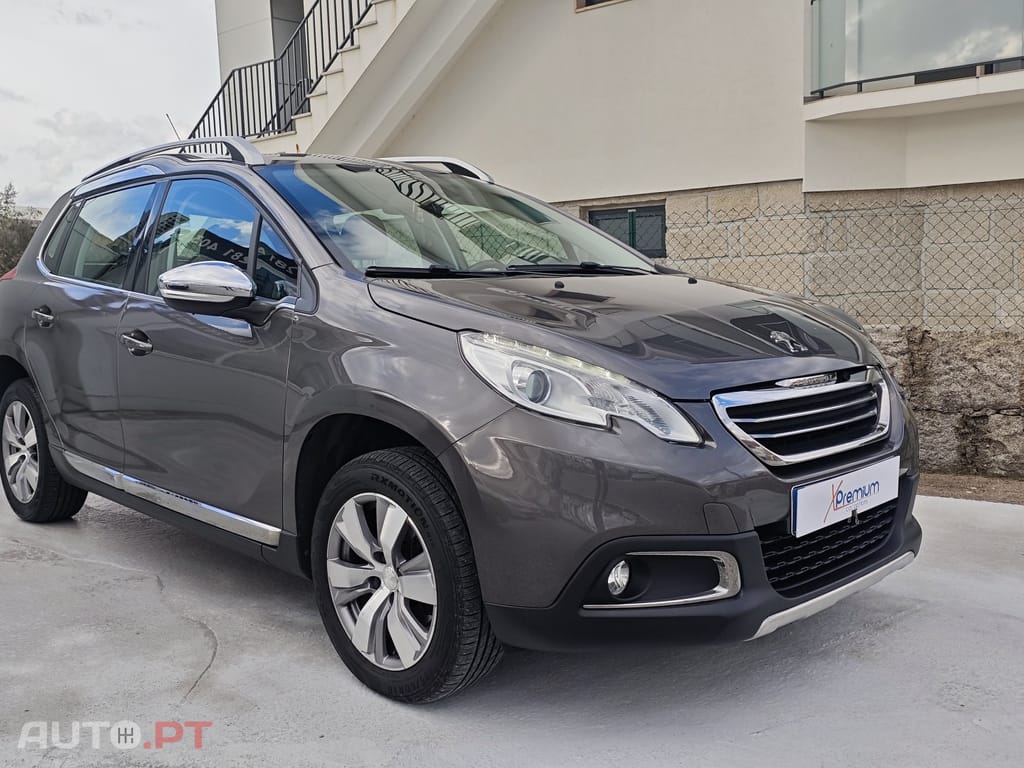 Peugeot 2008 1.2 e-THP Allure