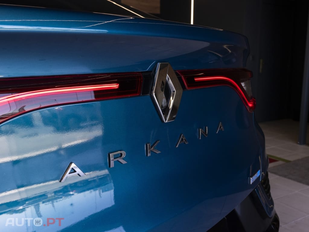 Renault Arkana 1.6 E-Tech Intens