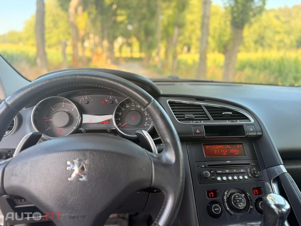 Peugeot 3008 1.6 HDi Executive CMP6