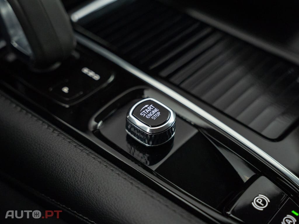 Volvo V60 2.0 T6 AWD TE Inscription Expression