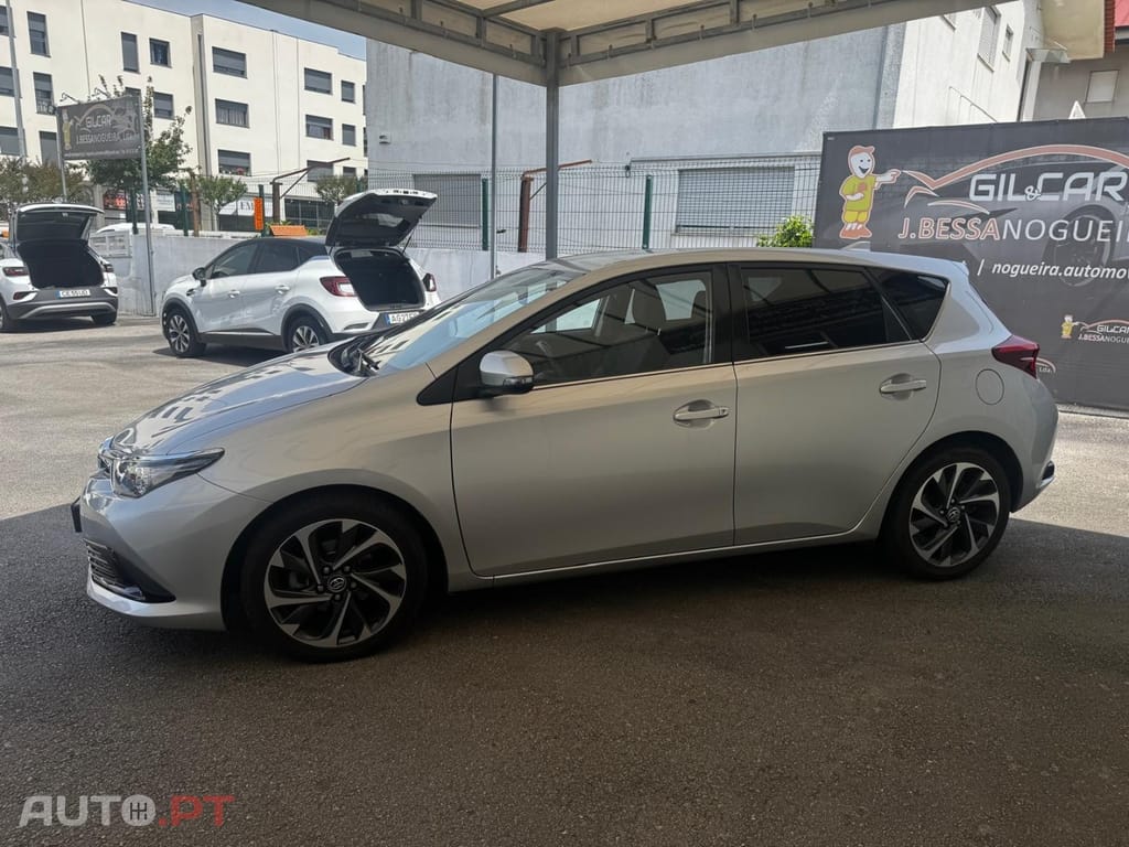 Toyota Auris 1.2T Exclusive