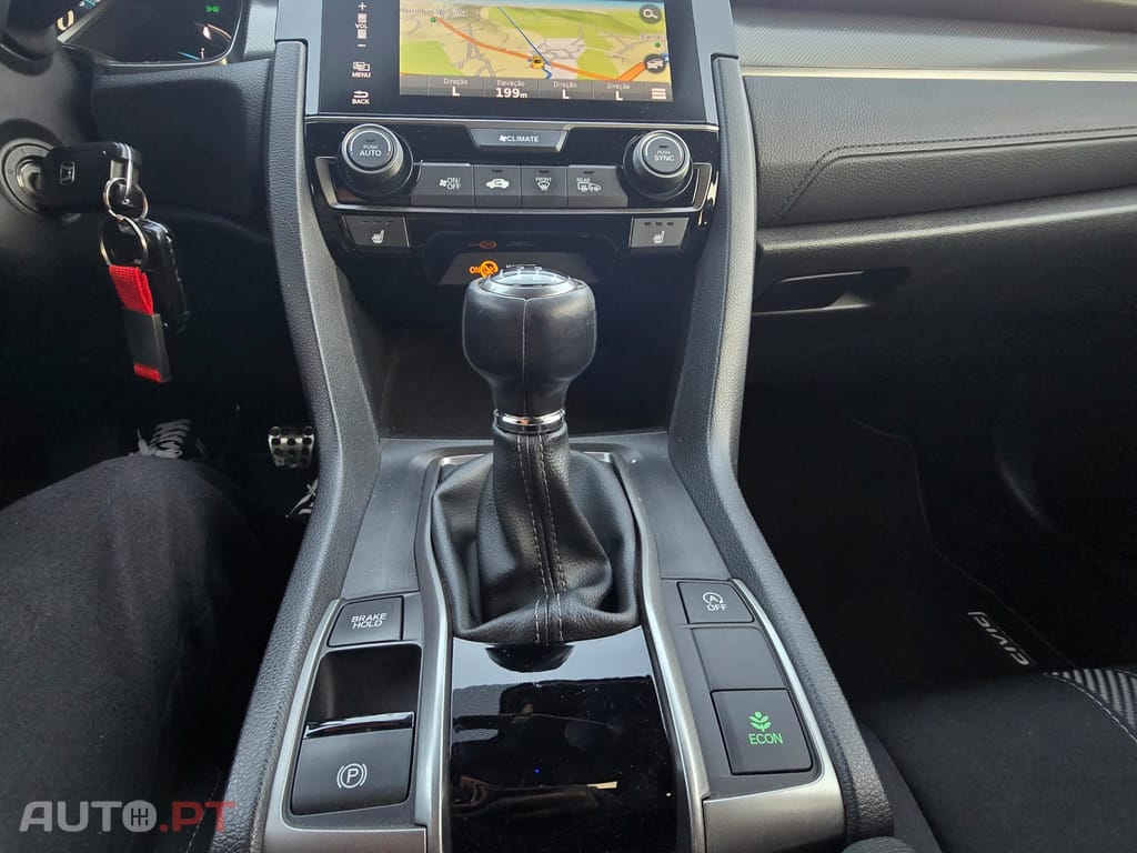 Honda Civic 1.0 ELEGANCE NAV