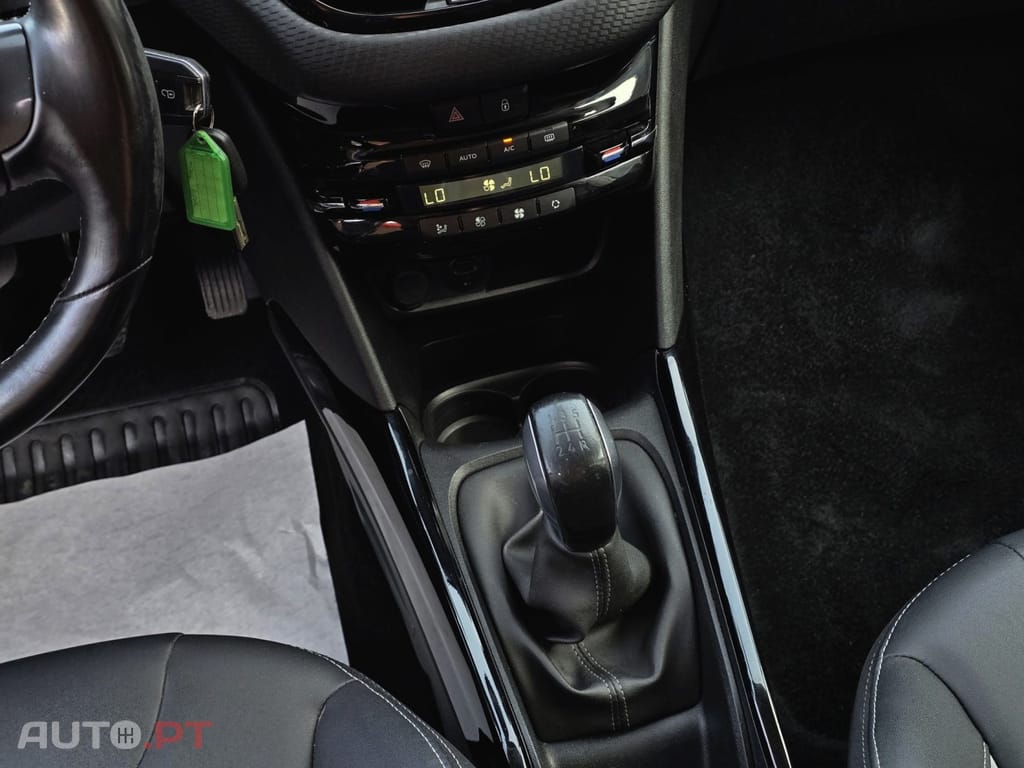 Peugeot 2008 1.6 BlueHDi Allure