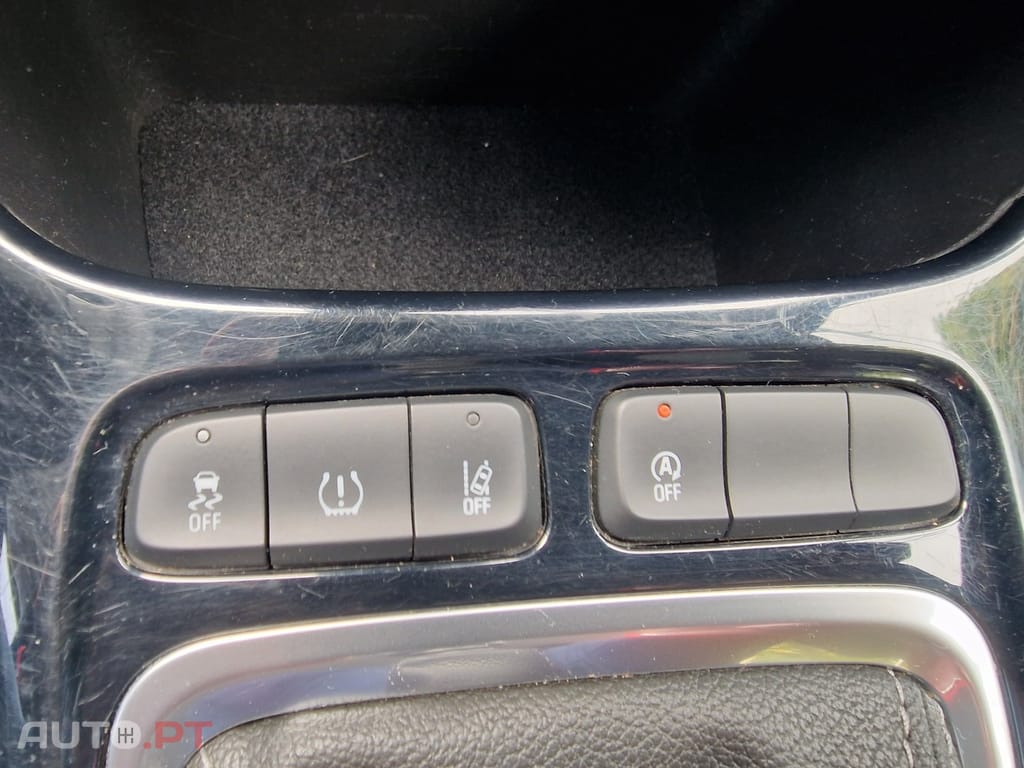 Opel Crossland 1.2 T Elegance
