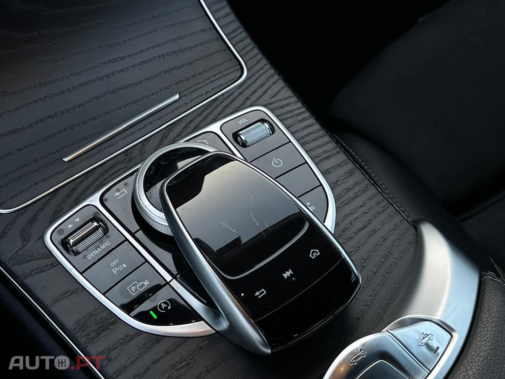 Mercedes-Benz C 220 d AMG Line