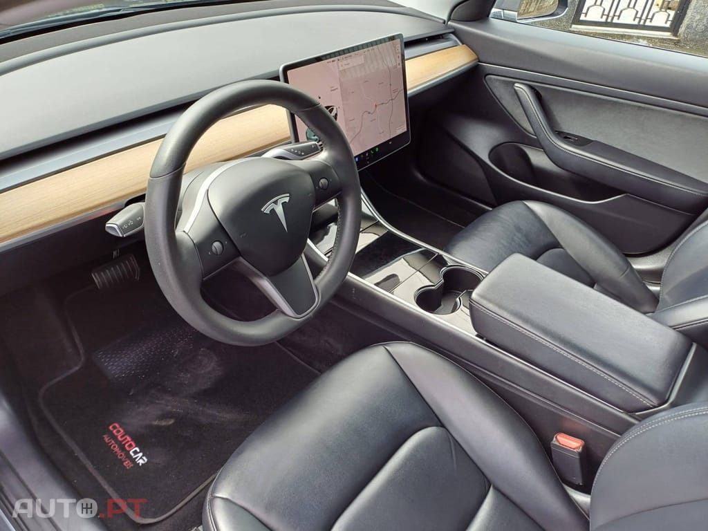 Tesla Model 3 Long Range Tração Traseira