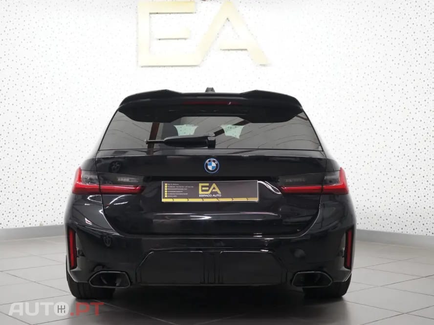 BMW 330 e iPerformance Sport Line