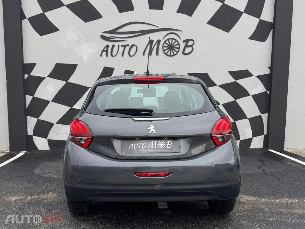 Peugeot 208 PureTech 82 Start & Stop Allure