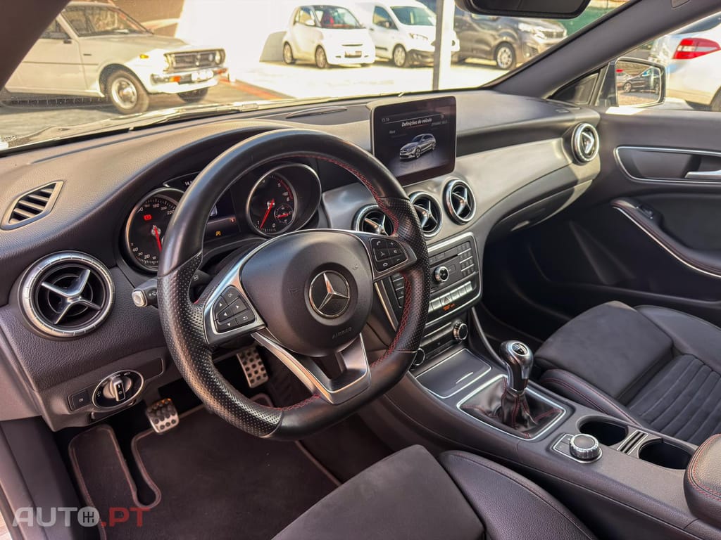Mercedes-Benz CLA 180 Shooting Brake AMG LINE