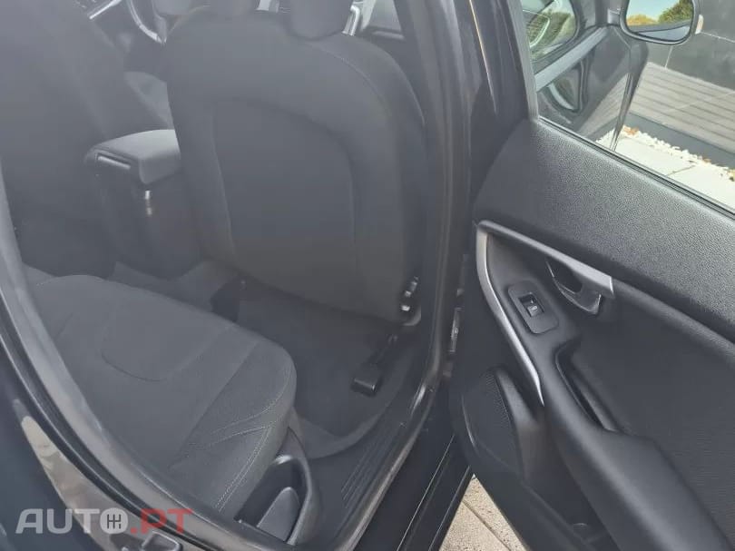 Volvo V40 D2