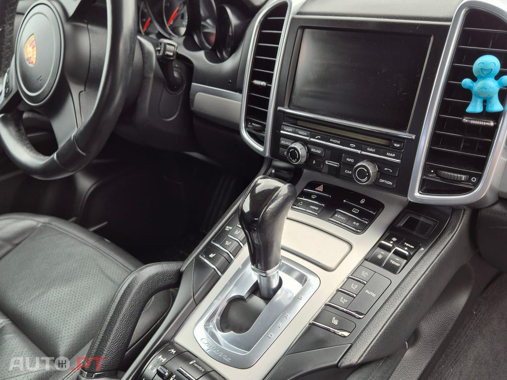 Porsche Cayenne 3.0