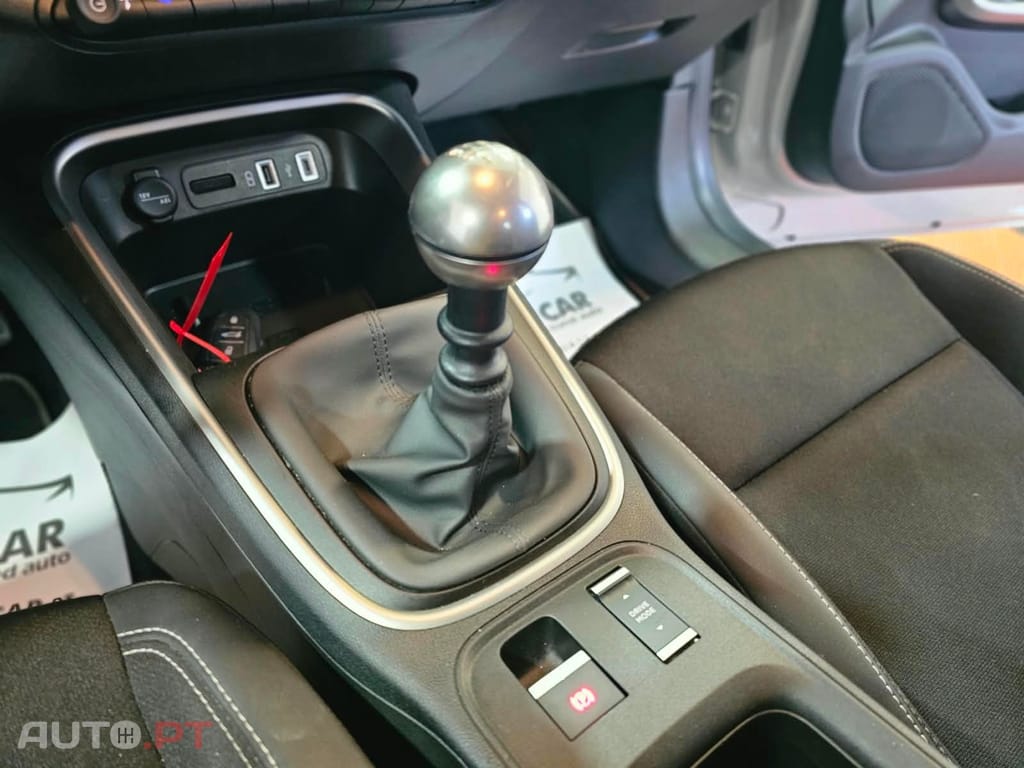 Jeep Avenger 1.2 GSE T3 Altitude