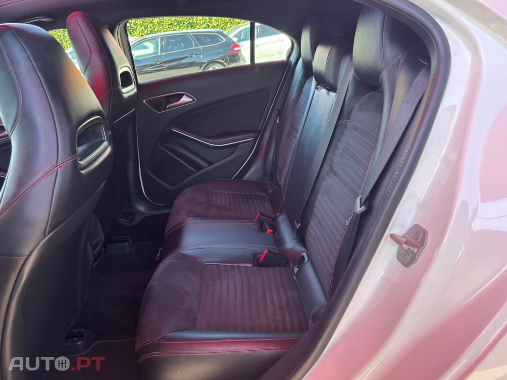Mercedes-Benz A 180 BlueEfficiency Amg Line